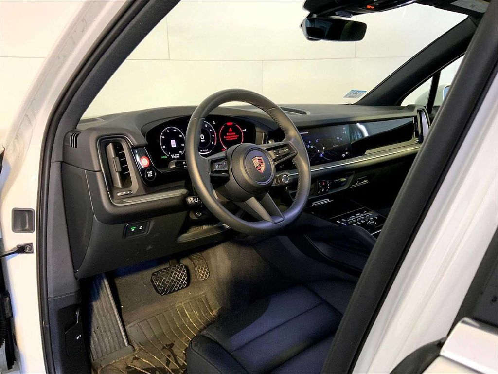 PORSCHE CAYENNE - 4
