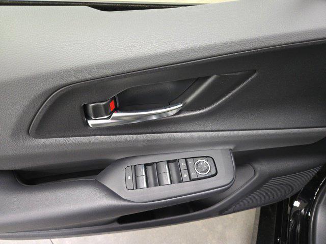 صورة مصغرة 20 لـ 2027 Toyota PRIUS XLE