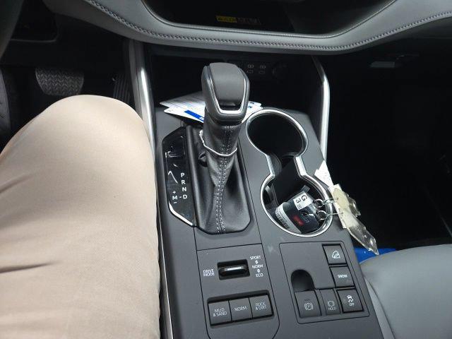 صورة مصغرة 28 لـ 2026 Toyota HIGHLANDER XLE