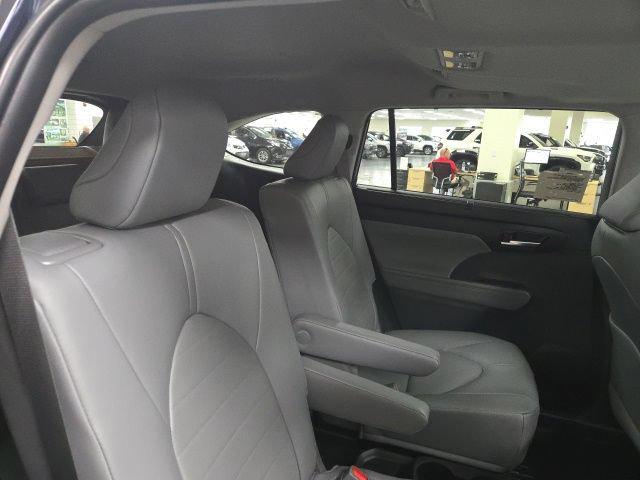 صورة مصغرة 12 لـ 2026 Toyota HIGHLANDER XLE