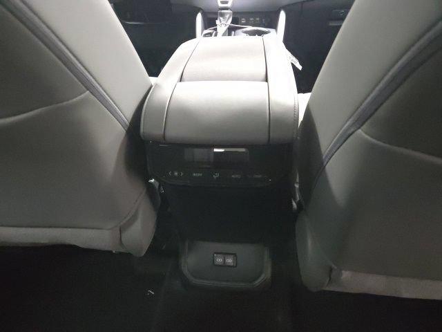 صورة مصغرة 13 لـ 2026 Toyota HIGHLANDER XLE