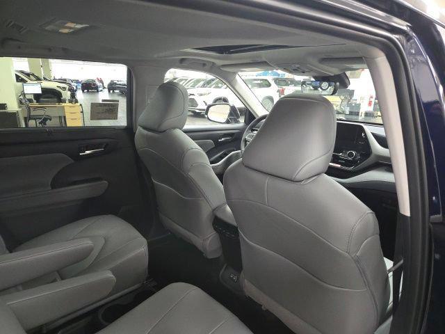 صورة مصغرة 11 لـ 2026 Toyota HIGHLANDER XLE