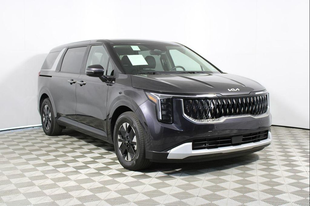2026 Kia Carnival LXS