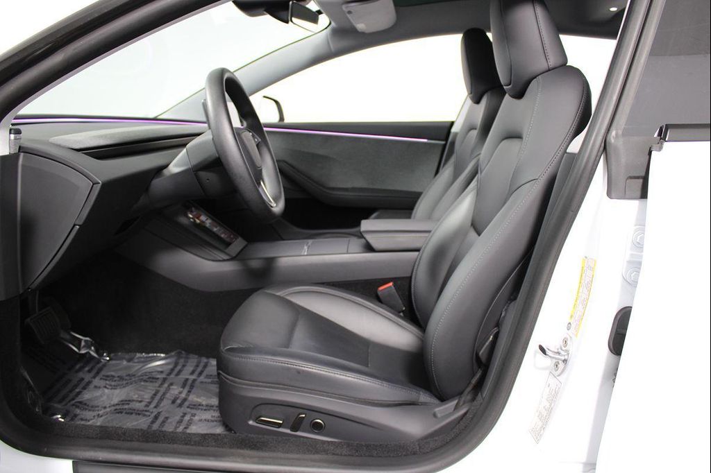 2025 Tesla MODEL 3 LONG RANGE — миниатюра 29