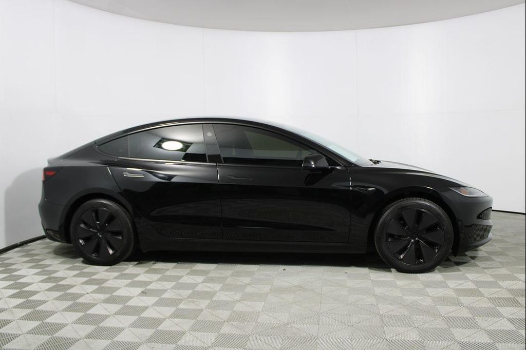 صورة مصغرة 15 لـ 2024 Tesla MODEL 3 LONG RANGE
