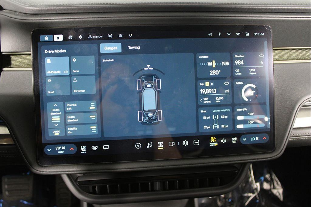 2025 Rivian R1S ADVENTURE 缩略图 21