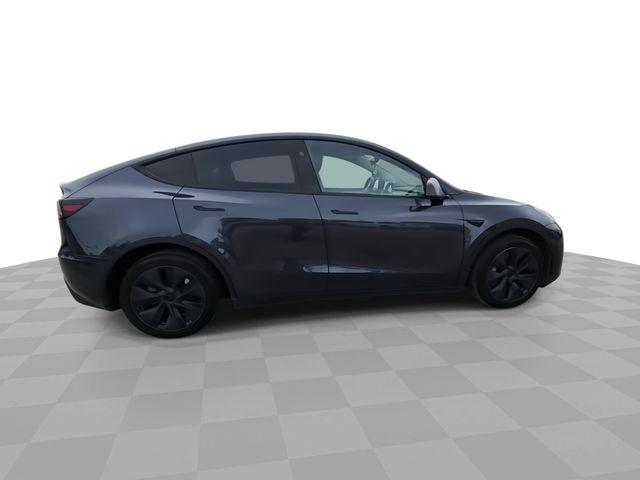 TESLA MODEL Y LONG RANGE - 9