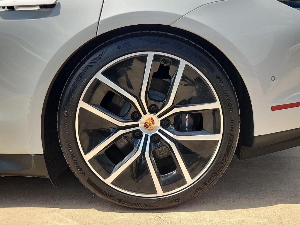 2025 Porsche TAYCAN 4 缩略图 34