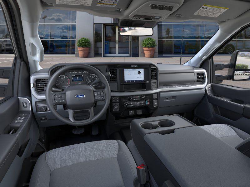 صورة 9 لـ 2026 FORD F-350 XLT