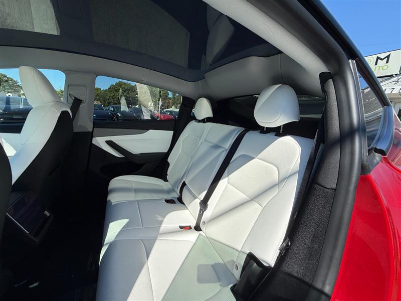 2026 Tesla MODEL Y LONG RANGE LAUNCH SERIES thumbnail 15