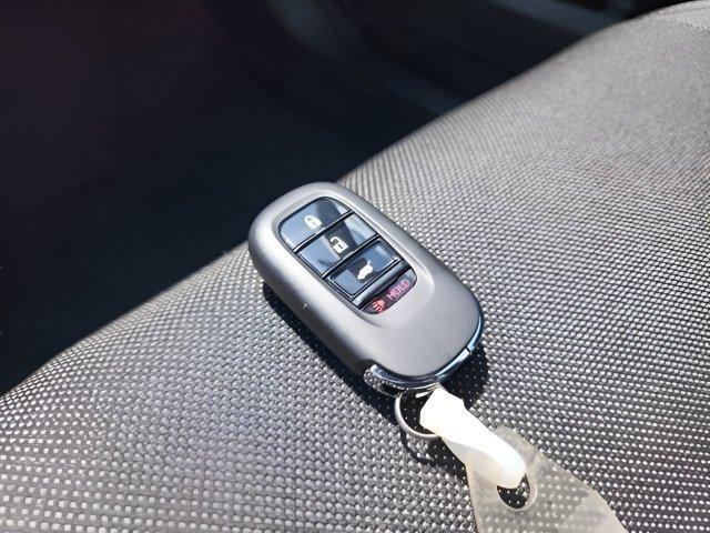 صورة مصغرة 32 لـ 2026 Honda CR-V LX AWD