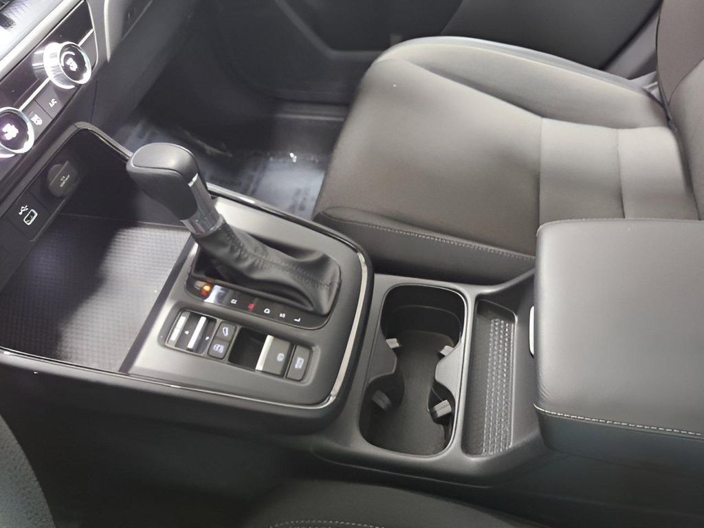 صورة مصغرة 28 لـ 2024 Honda CR-V LX AWD