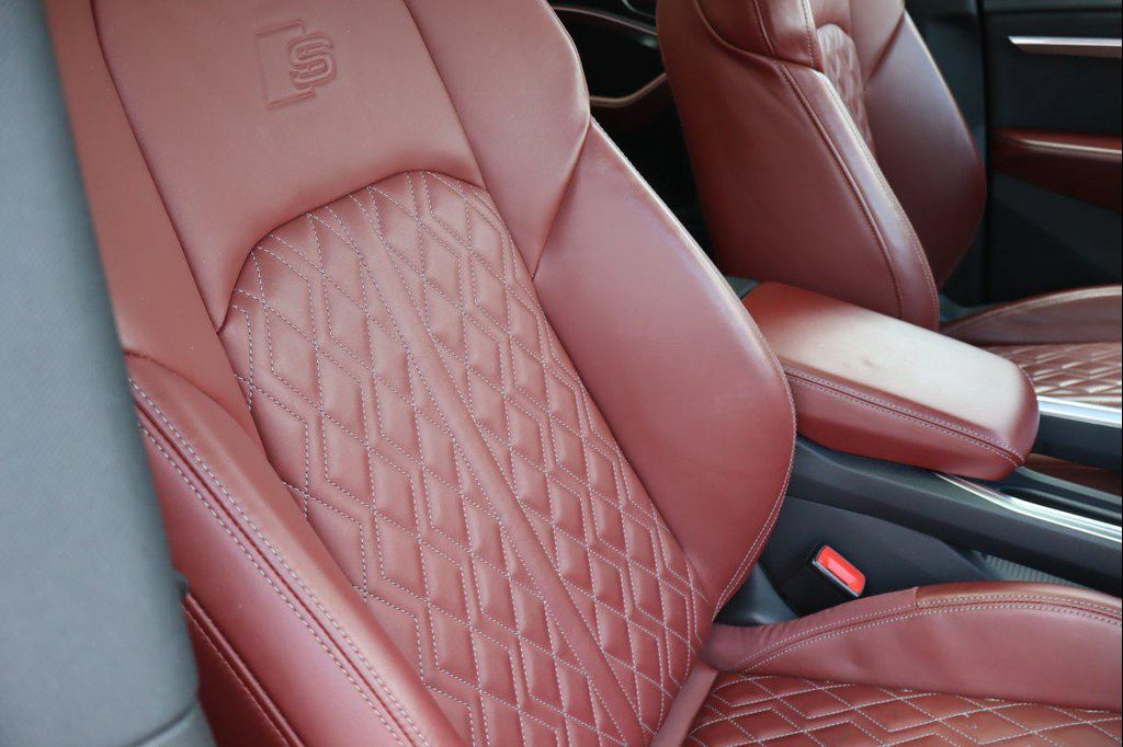 2024 AUDI SQ8 4.0T PRESTIGE 缩略图 22