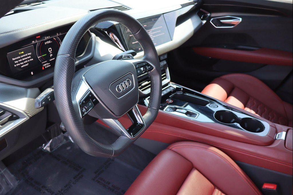 2023 AUDI E-TRON GT PRESTIGE QUATTRO — миниатюра 24