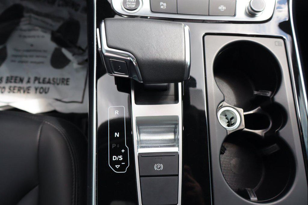 2023 AUDI Q7 45 PREMIUM — миниатюра 17