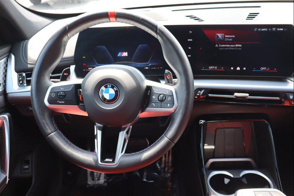 صورة 13 لـ 2025 BMW X1 M35I
