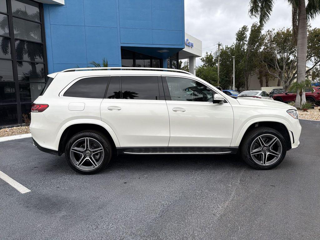 MERCEDES-BENZ GLS - 9