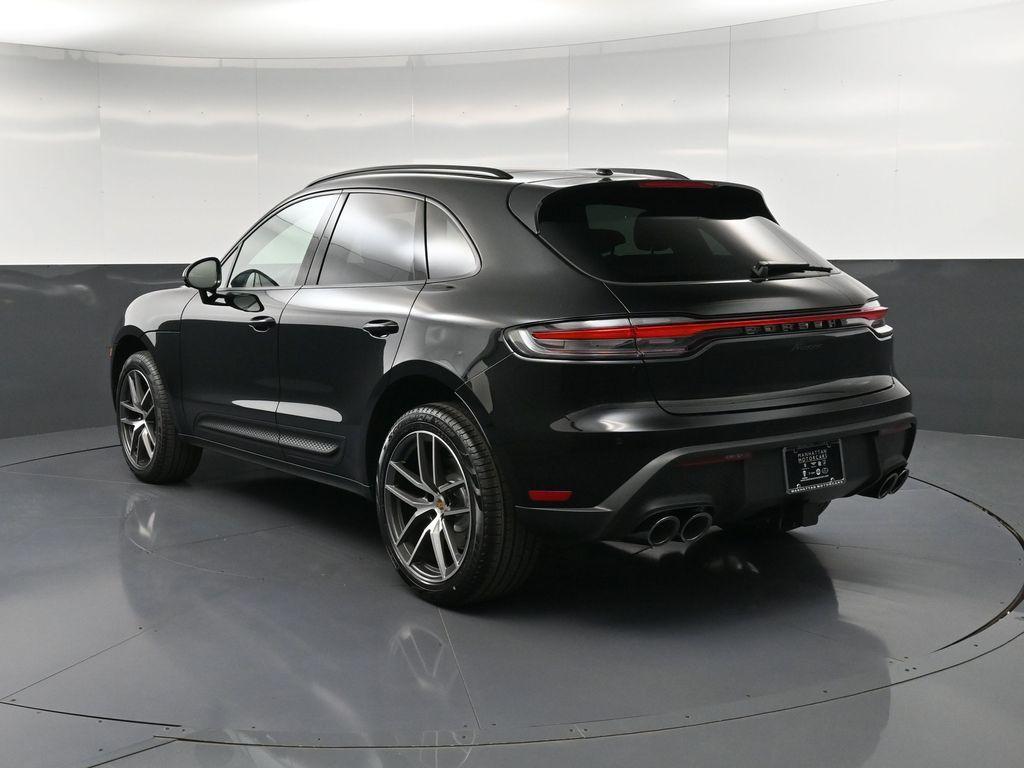 2026 Porsche MACAN BASE — фото 6