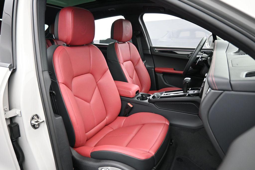 2026 Porsche MACAN BASE 缩略图 27