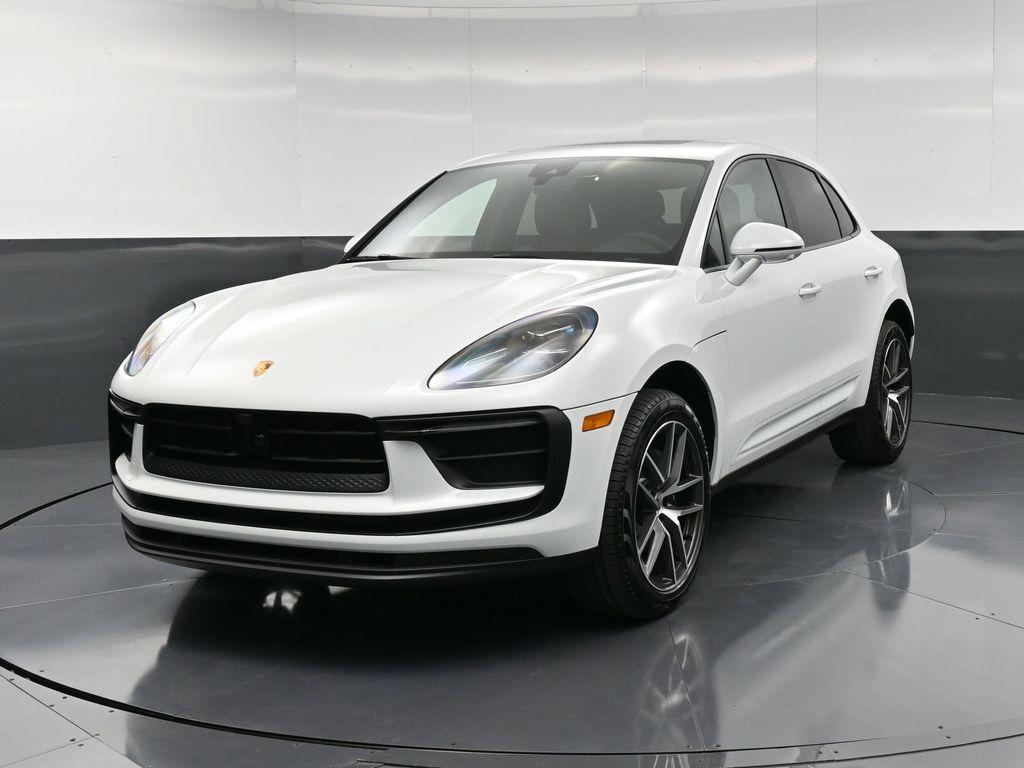 New 2026 Porsche Macan Base