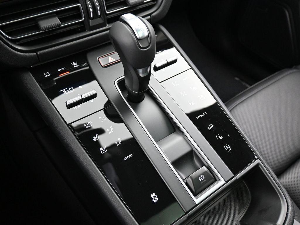 2026 Porsche MACAN 缩略图 19
