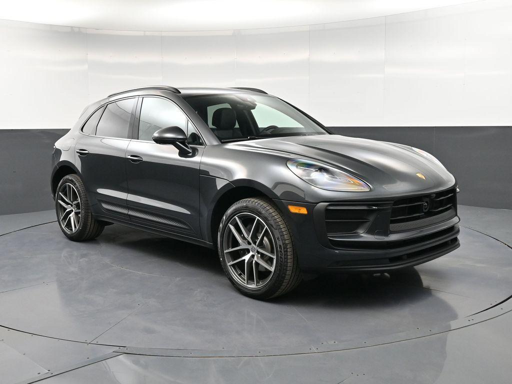 صورة 9 لـ 2026 Porsche MACAN