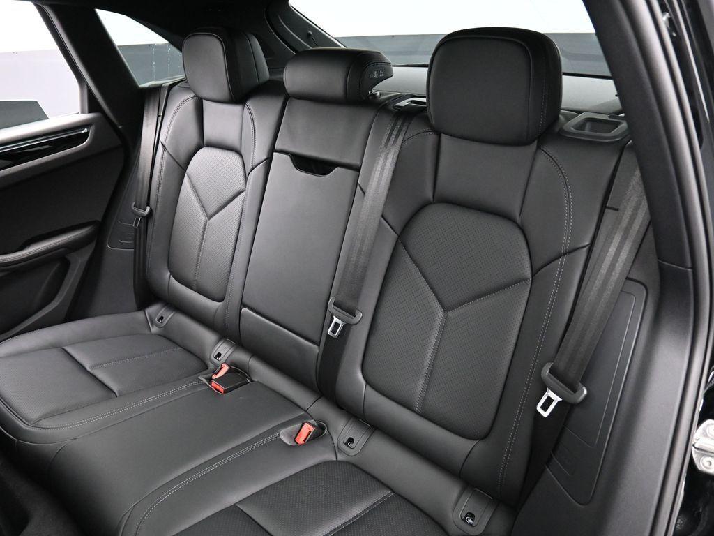 صورة مصغرة 20 لـ 2026 Porsche MACAN