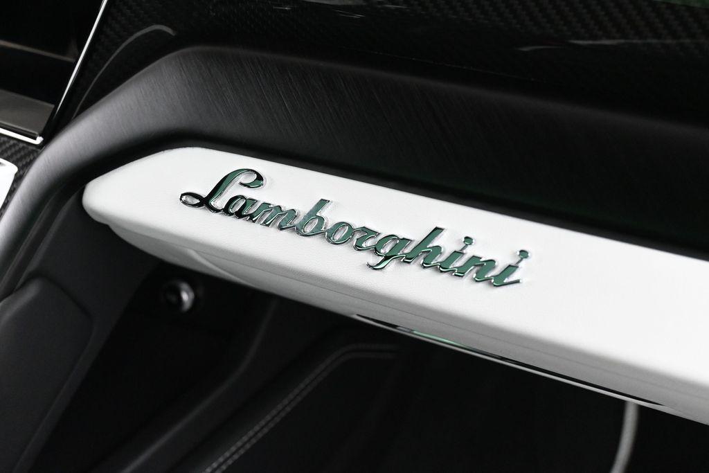 صورة مصغرة 32 لـ 2024 Lamborghini URUS S