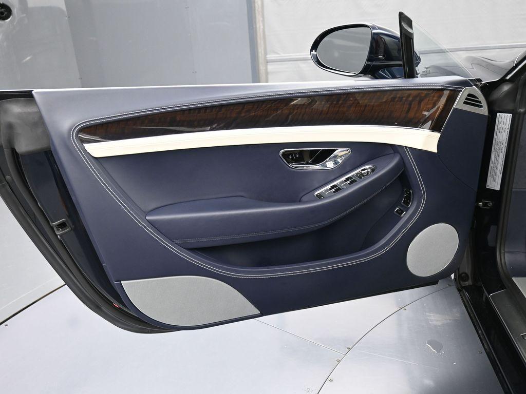 2020 Bentley CONTINENTAL GT V8 — миниатюра 14