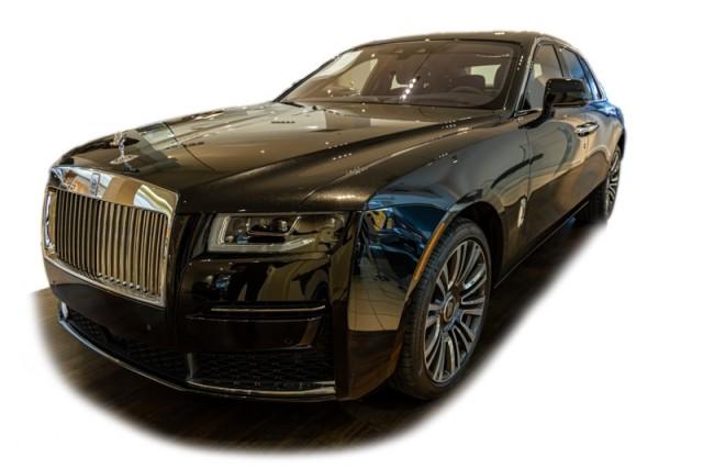 2021 Rolls Royce Ghost - Prices Start From $332,500 (Approx Rs 2.43 cr)