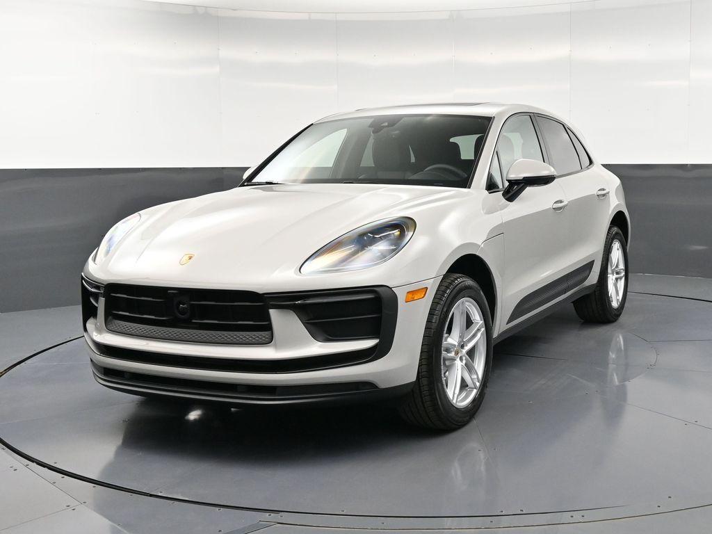 New 2026 Porsche Macan Base