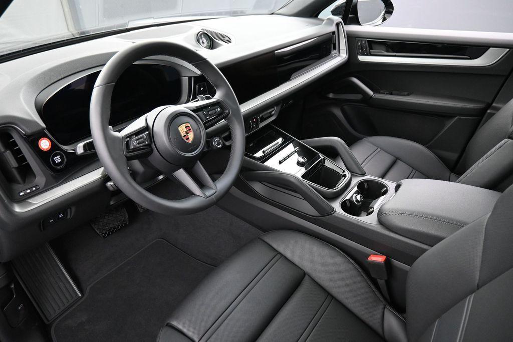 2026 Porsche CAYENNE AWD — миниатюра 4