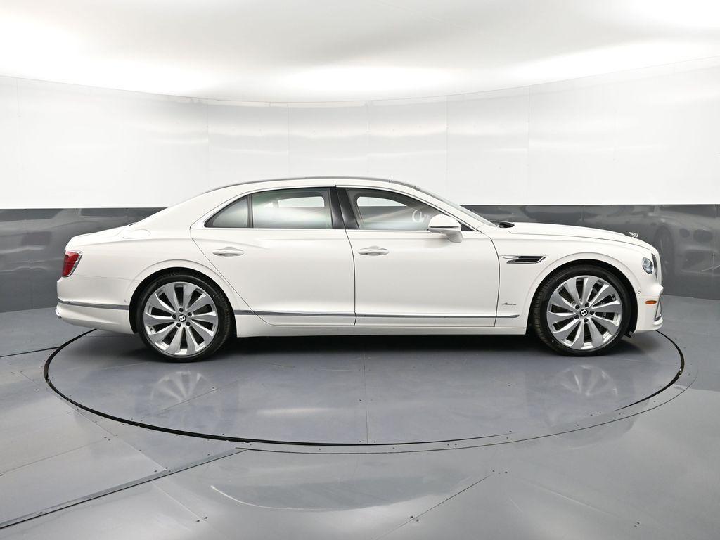 صورة 8 لـ 2026 Bentley FLYING SPUR AZURE