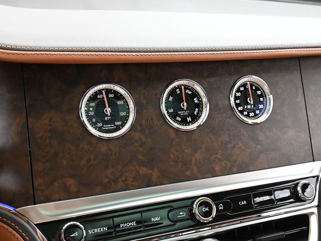 صورة مصغرة 21 لـ 2026 Bentley FLYING SPUR AZURE