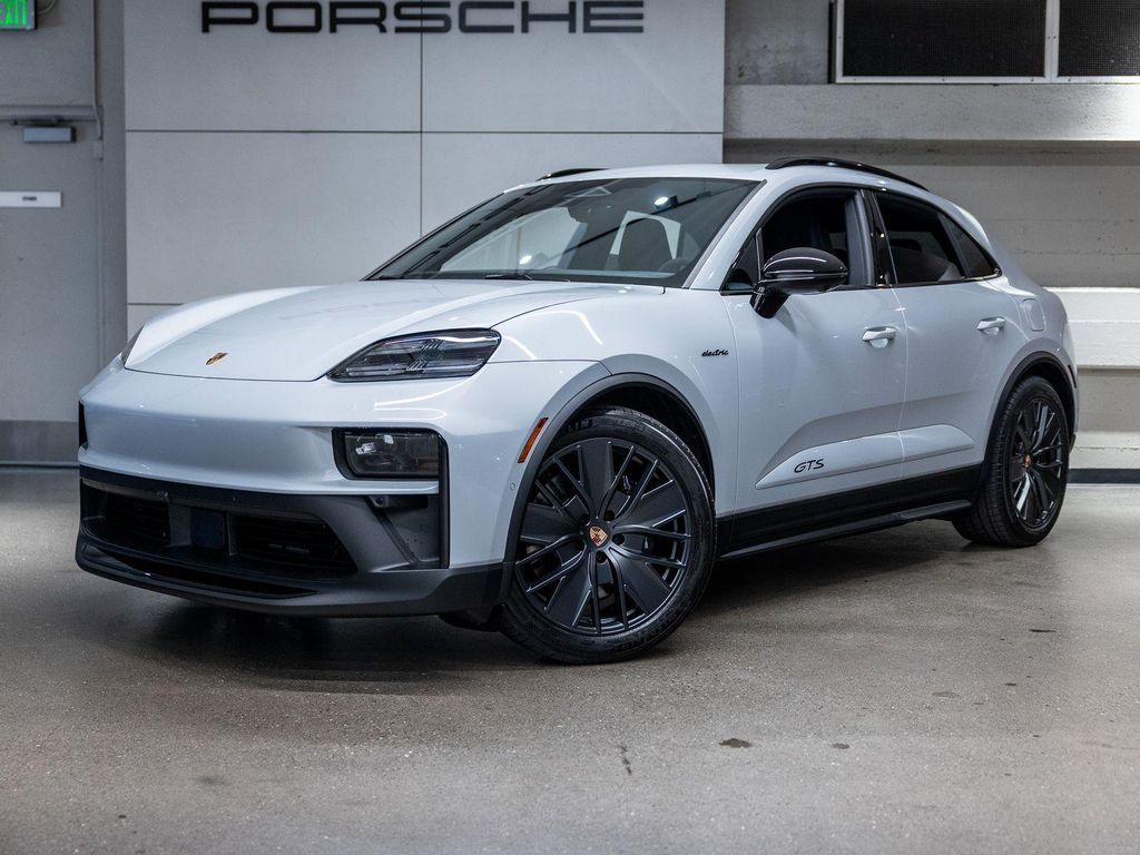 New 2026 Porsche Macan Macan Electric GTS