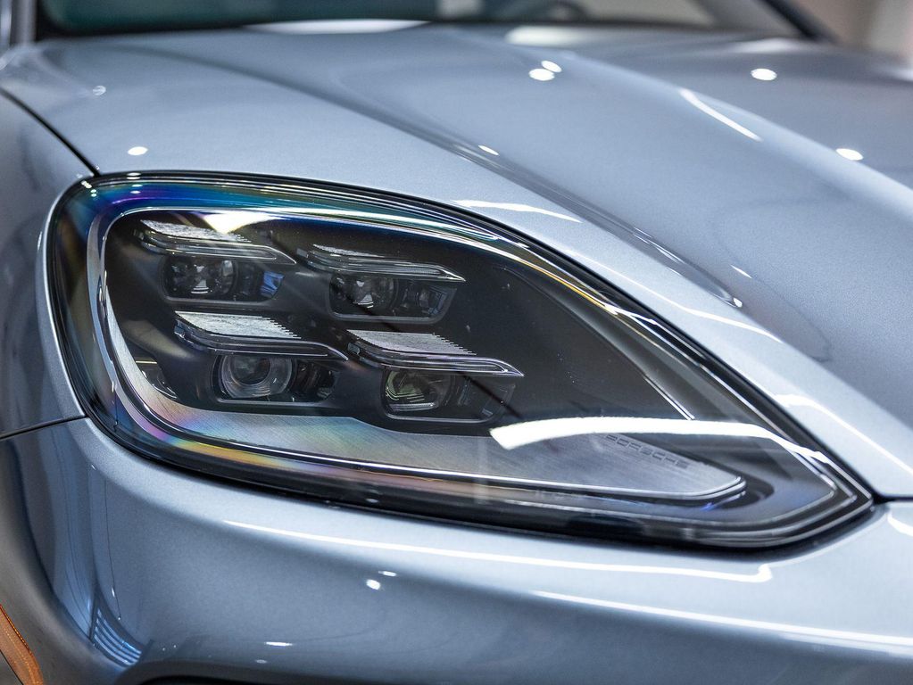 صورة 9 لـ 2026 Porsche CAYENNE S