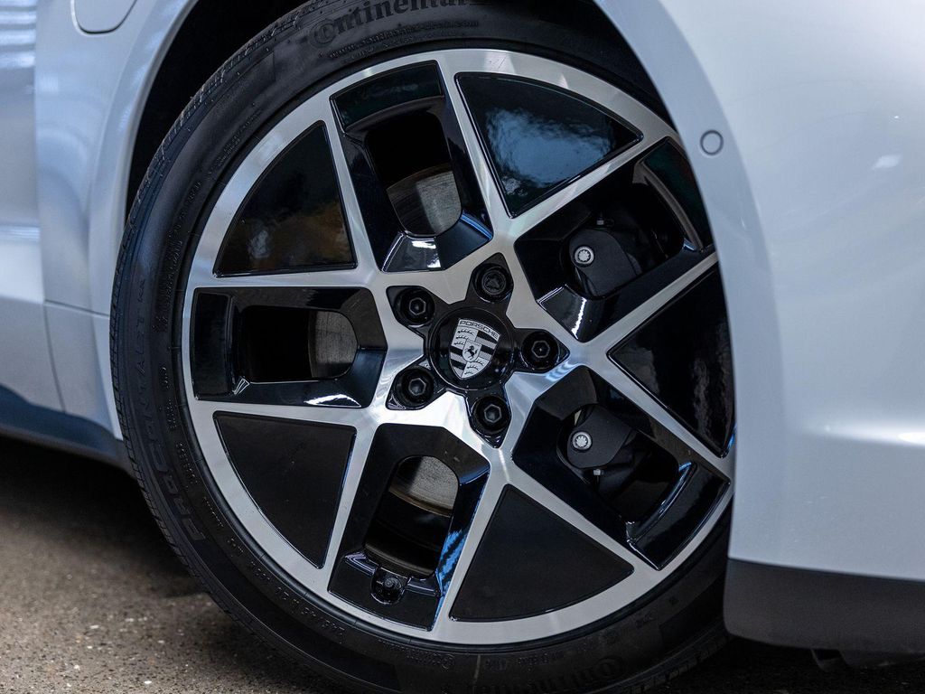صورة مصغرة 20 لـ 2026 Porsche TAYCAN