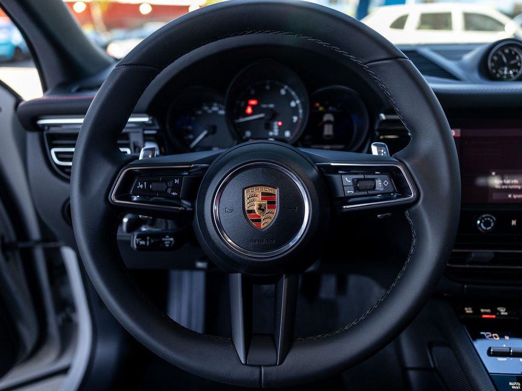 2026 Porsche MACAN 照片 6