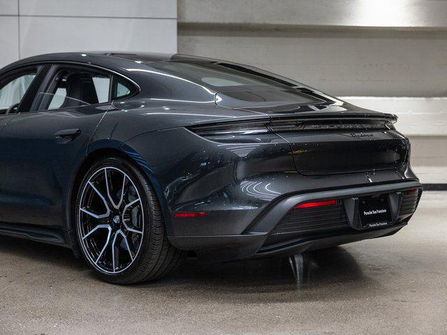 صورة مصغرة 24 لـ 2025 Porsche TAYCAN 4