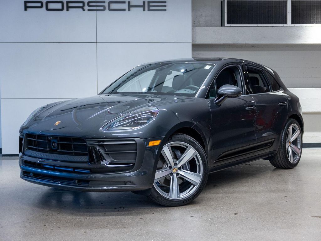New 2025 Porsche Macan Macan