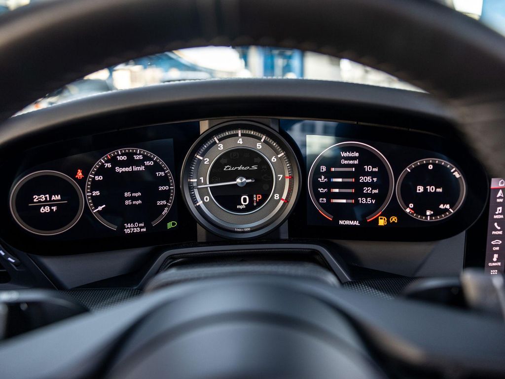 صورة مصغرة 28 لـ 2021 Porsche 911 TURBO S CABRIOLET