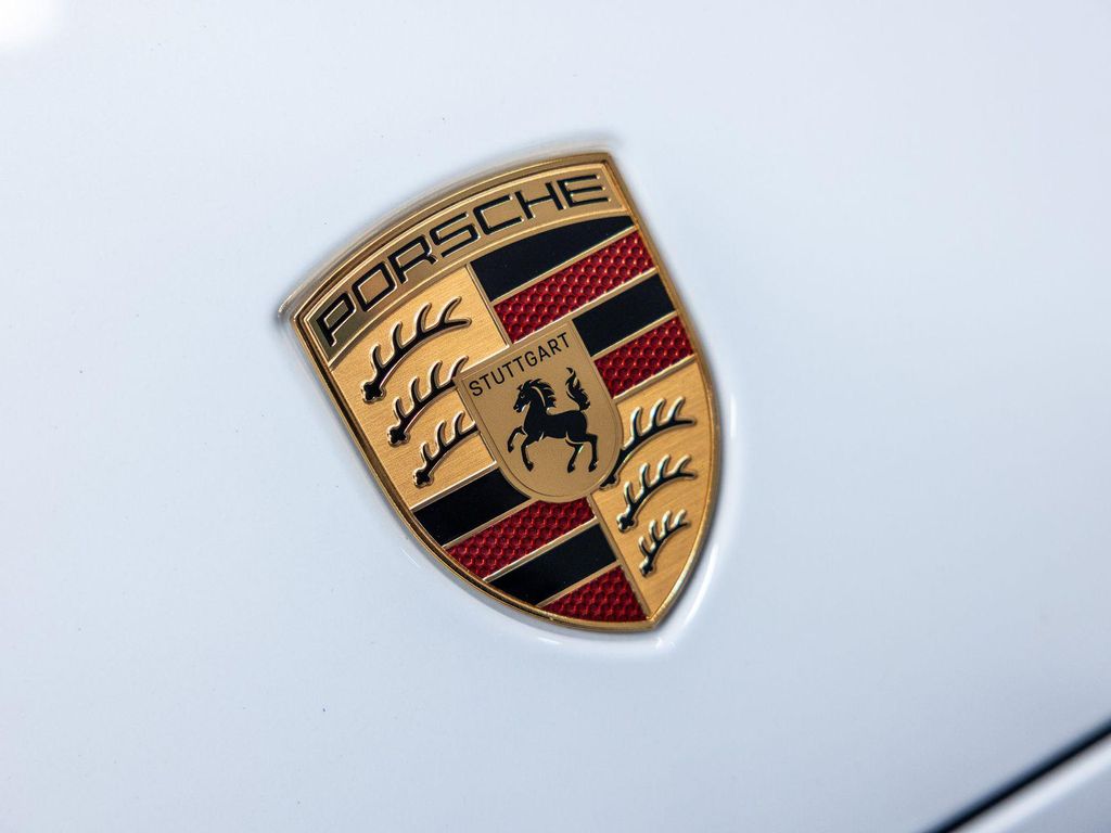 2026 Porsche CAYENNE S — миниатюра 19