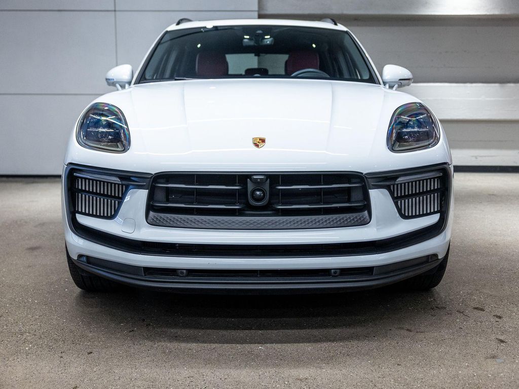 2025 Porsche MACAN — миниатюра 12