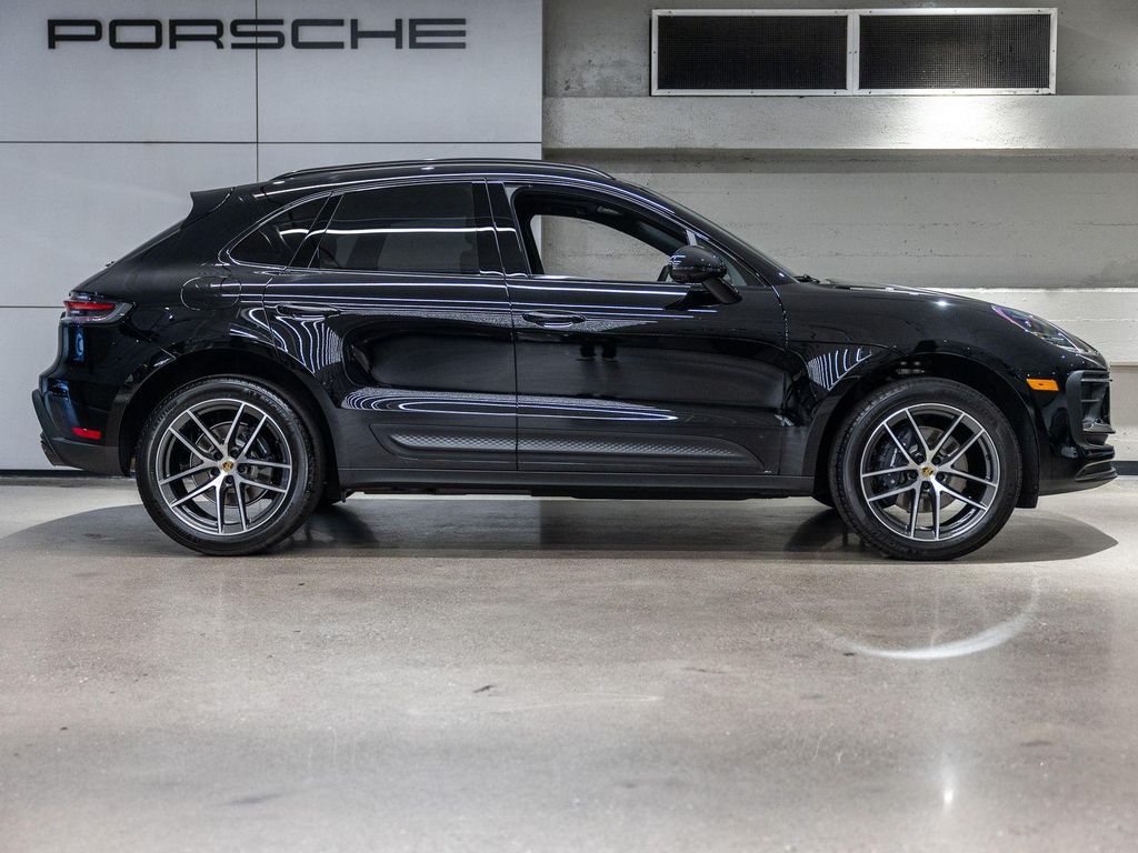 2026 Porsche MACAN — фото 8