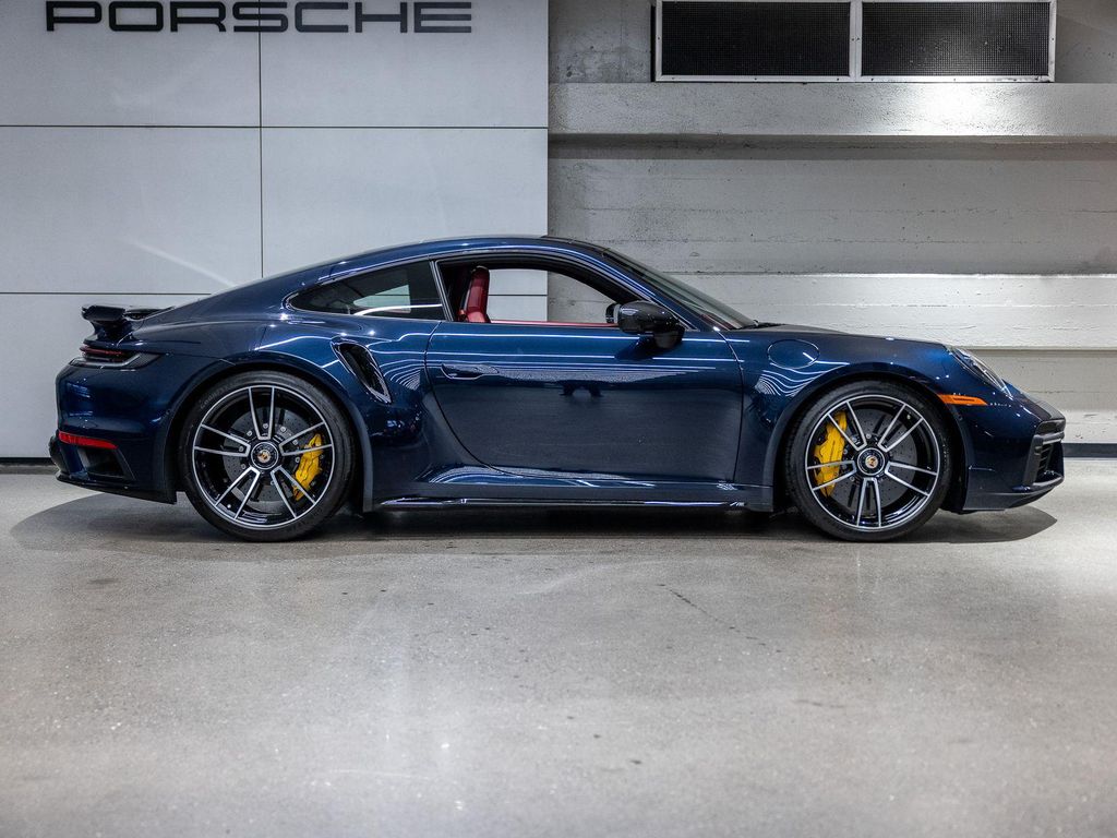 PORSCHE 911 TURBO S - 9