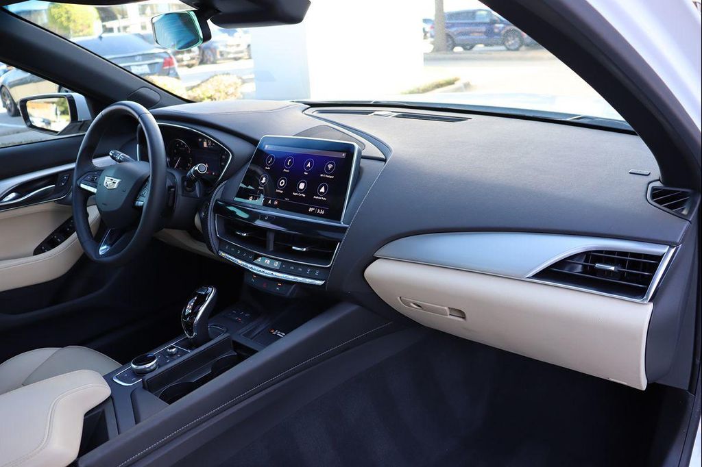 2023 Cadillac CT5 LUXURY — миниатюра 14