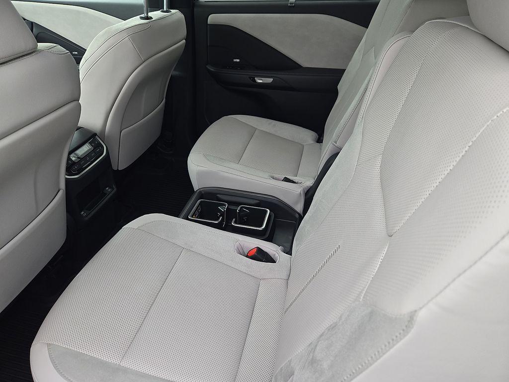 صورة مصغرة 11 لـ 2026 Lexus TX 350 LUXURY