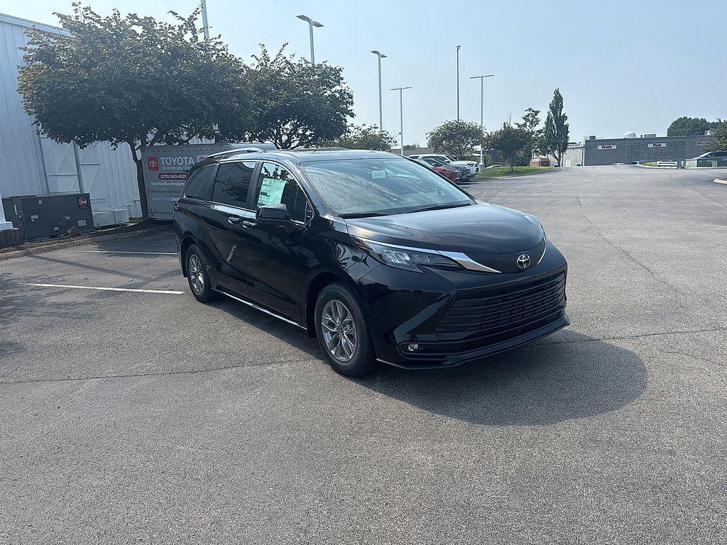 New 2026 Toyota Sienna XLE