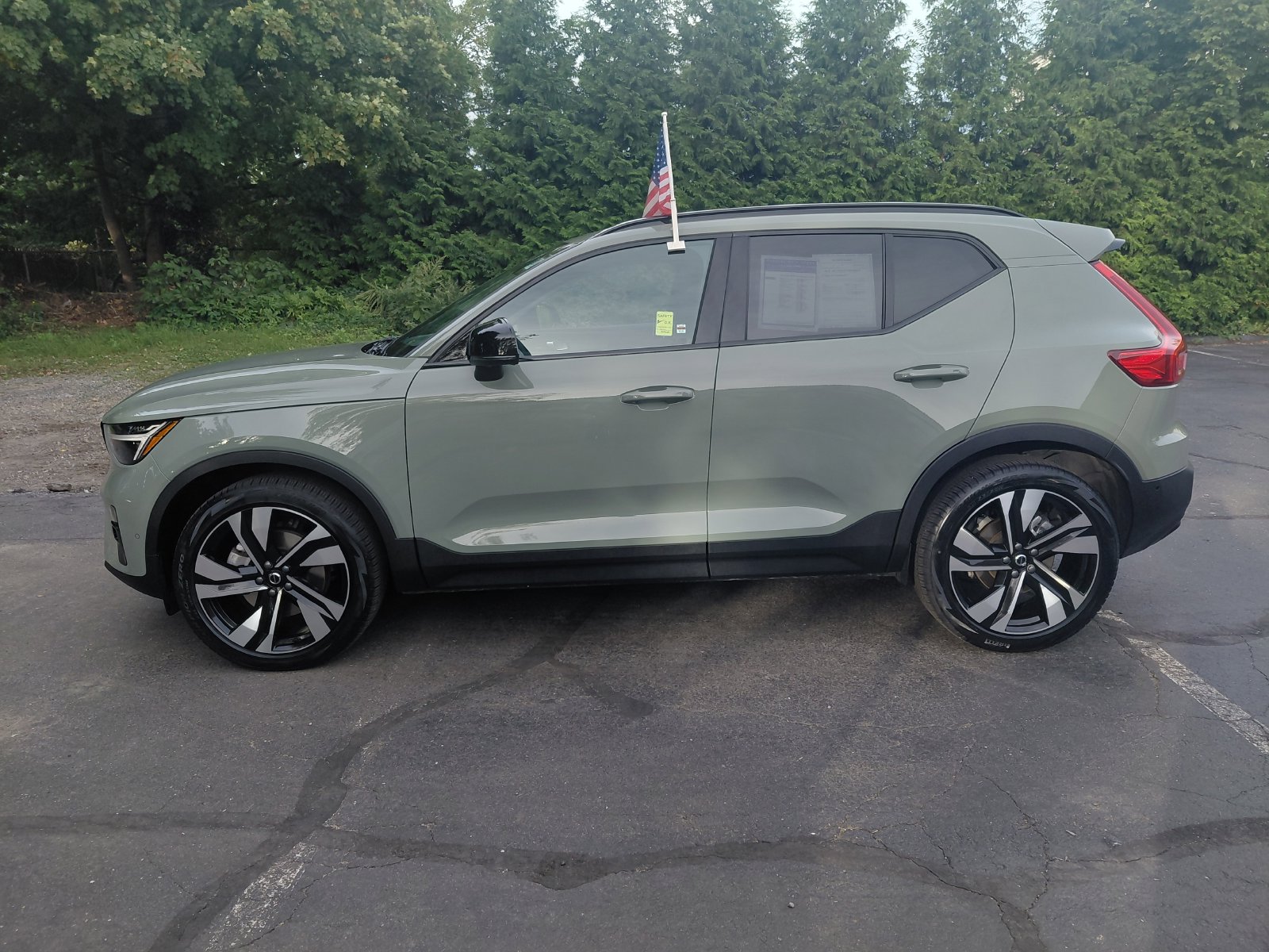 2025 Volvo XC40 B5 ULTRA DARK THEME — миниатюра 30