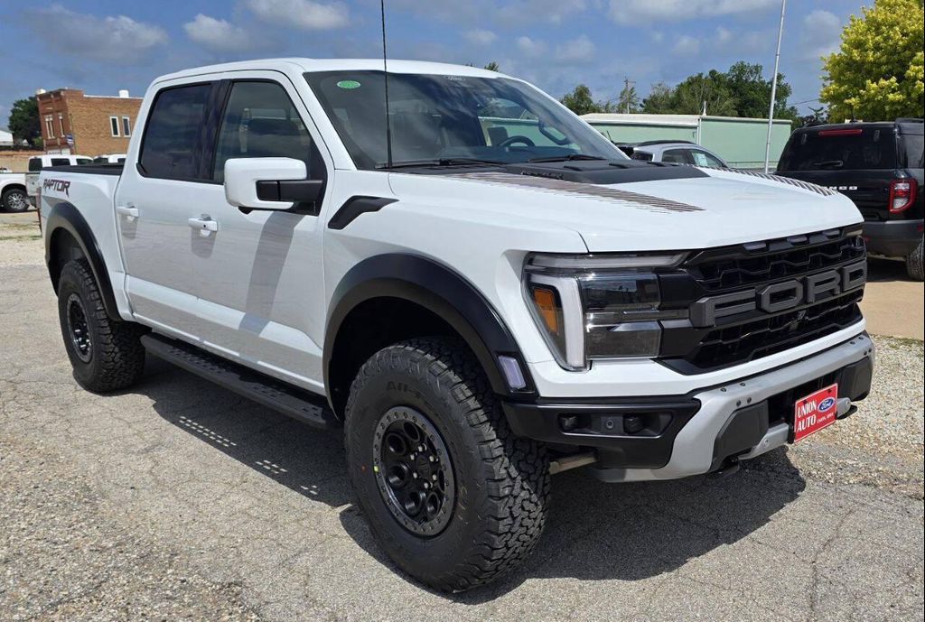 New 2025 Ford F-150 Raptor 4x4 4dr SuperCrew 5.5 ft. SB